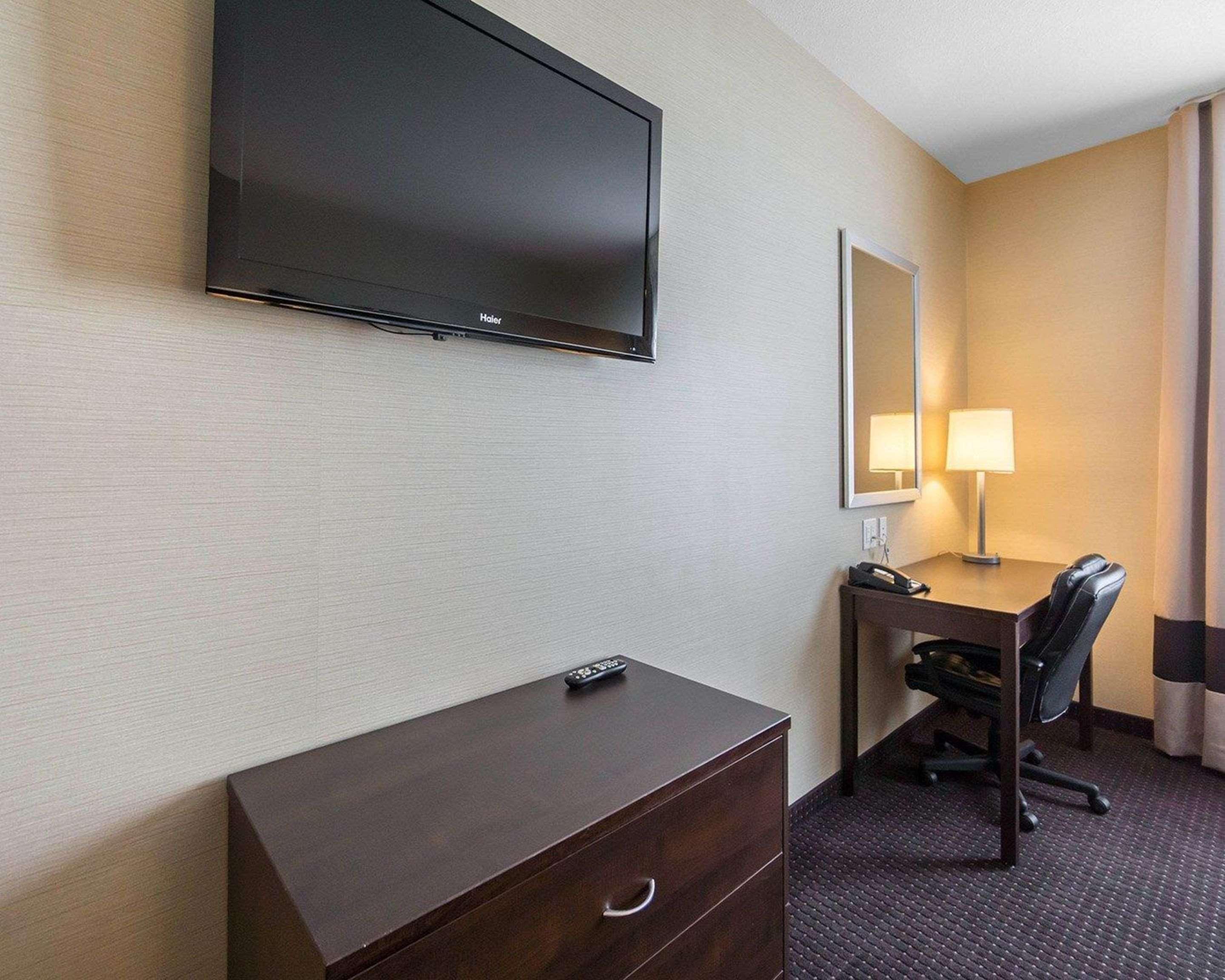 Comfort Inn & Suites Fox Creek Zewnętrze zdjęcie