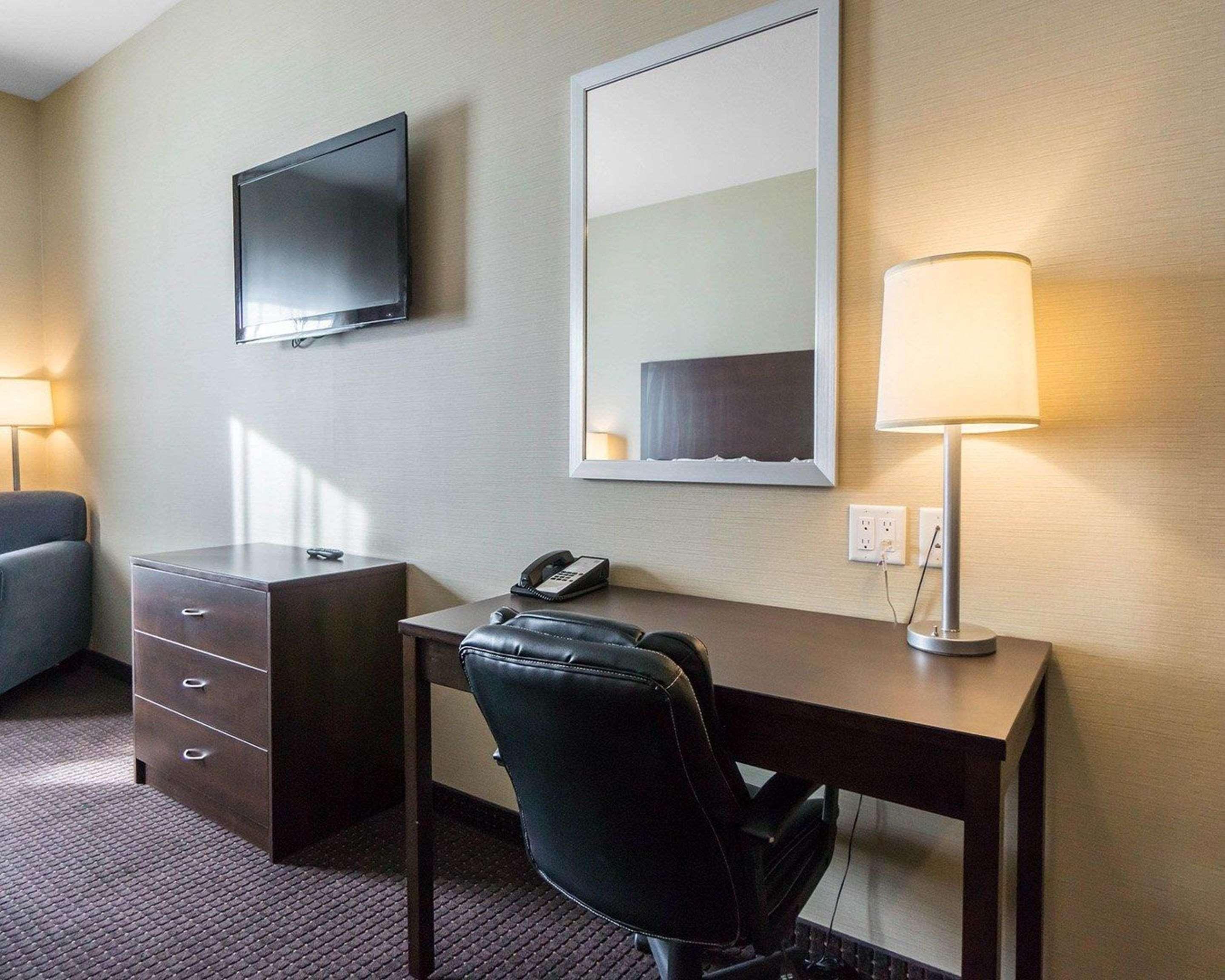 Comfort Inn & Suites Fox Creek Zewnętrze zdjęcie