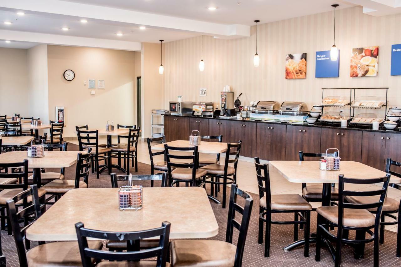 Comfort Inn & Suites Fox Creek Zewnętrze zdjęcie