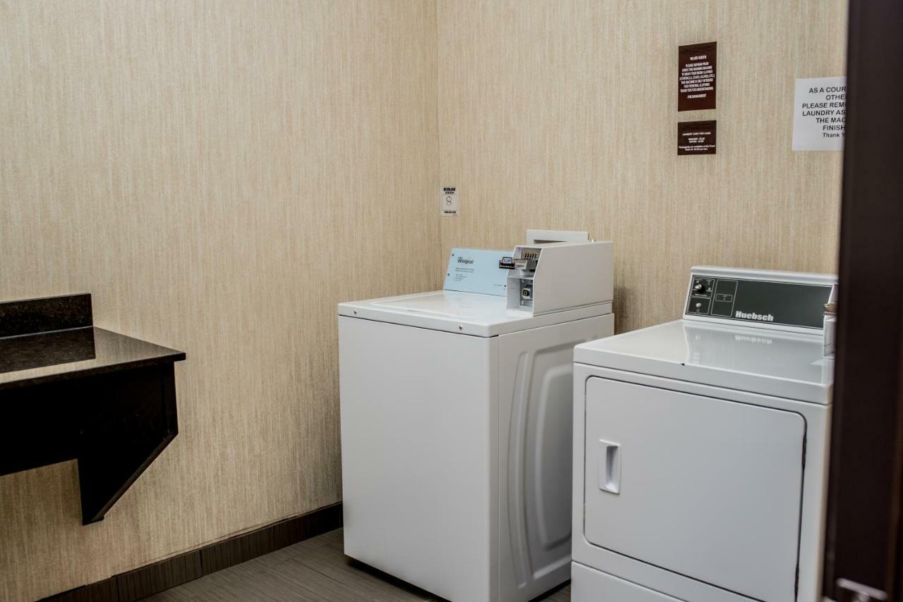 Comfort Inn & Suites Fox Creek Zewnętrze zdjęcie